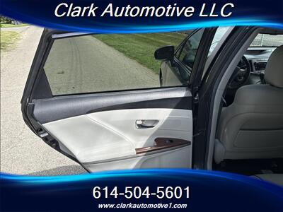 2011 Toyota Venza AWD V6   - Photo 12 - Plain City, OH 43064