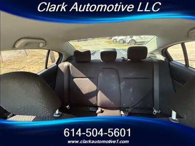 2015 Honda Civic LX   - Photo 21 - Plain City, OH 43064