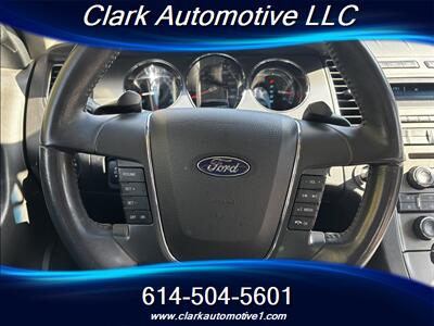 2010 Ford Taurus SEL   - Photo 14 - Plain City, OH 43064
