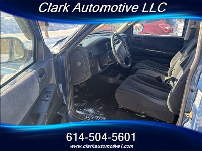 2003 Dodge Dakota SLT 2dr Club Cab SLT   - Photo 12 - Plain City, OH 43064