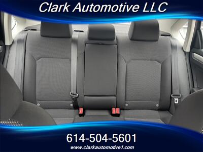 2017 Volkswagen Passat 1.8T S   - Photo 15 - Plain City, OH 43064