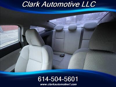 2014 Honda Civic LX   - Photo 11 - Plain City, OH 43064