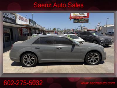 2018 Chrysler 300 Touring - Photo 6 - Phoenix, AZ 85008