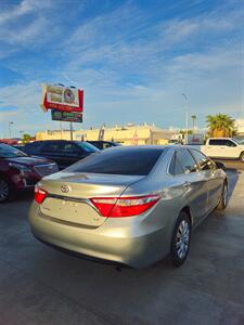 2017 Toyota Camry LE - Photo 4 - Phoenix, AZ 85008