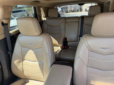 2017 Cadillac XT5 Platinum - Photo 8 - Phoenix, AZ 85008
