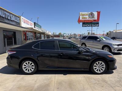 2019 Toyota Camry LE - Photo 6 - Phoenix, AZ 85008