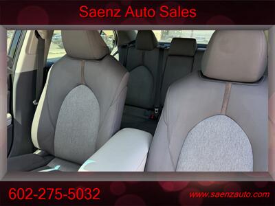 2019 Toyota Camry LE - Photo 8 - Phoenix, AZ 85008