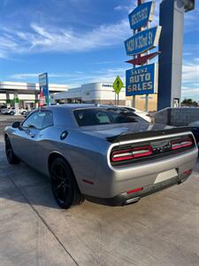 2018 Dodge Challenger SXT   - Photo 4 - Phoenix, AZ 85008