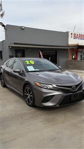 2020 Toyota Camry SE   - Photo 3 - Phoenix, AZ 85008