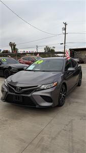 2020 Toyota Camry SE   - Photo 4 - Phoenix, AZ 85008