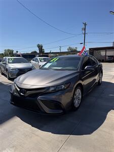 2021 Toyota Camry SE   - Photo 2 - Phoenix, AZ 85008