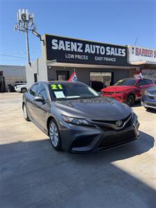 2021 Toyota Camry SE   - Photo 1 - Phoenix, AZ 85008