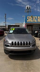 2018 Jeep Cherokee Latitude Plus   - Photo 1 - Phoenix, AZ 85008