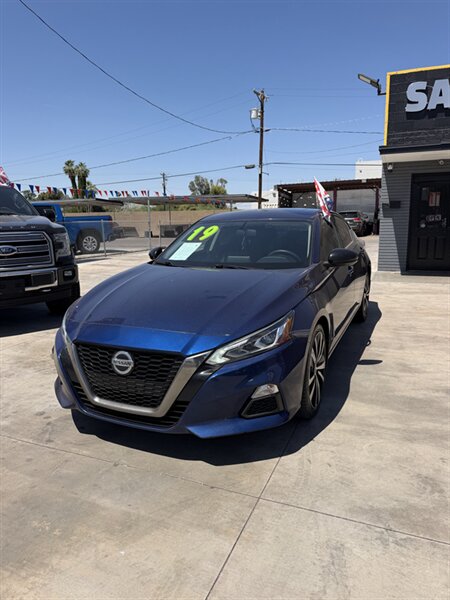 2019 Nissan Altima 2.5 SR  
