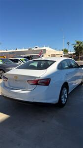 2020 Chevrolet Malibu LT   - Photo 4 - Phoenix, AZ 85008
