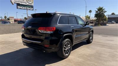 2018 Jeep Grand Cherokee Limited   - Photo 4 - Phoenix, AZ 85008