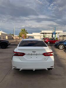 2018 Toyota Camry SE   - Photo 6 - Phoenix, AZ 85008