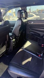 2020 Jeep Grand Cherokee Altitude   - Photo 8 - Phoenix, AZ 85008