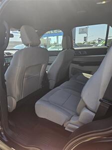 2018 Ford Explorer XLT   - Photo 6 - Phoenix, AZ 85008