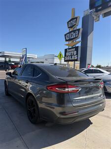 2020 Ford Fusion SE - Photo 4 - Phoenix, AZ 85008