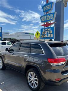 2017 Jeep Grand Cherokee Limited   - Photo 4 - Phoenix, AZ 85008