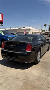 2015 Chrysler 300 C   - Photo 10 - Phoenix, AZ 85008