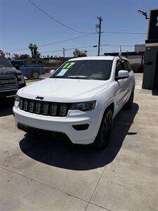 2017 Jeep Grand Cherokee Altitude   - Photo 1 - Phoenix, AZ 85008