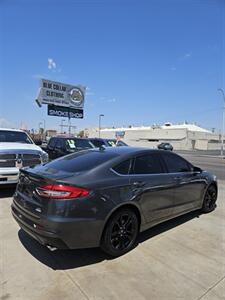 2020 Ford Fusion SE   - Photo 3 - Phoenix, AZ 85008