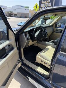 2016 Ford Expedition XLT - Photo 6 - Phoenix, AZ 85008
