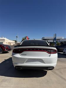 2019 Dodge Charger SXT - Photo 5 - Phoenix, AZ 85008