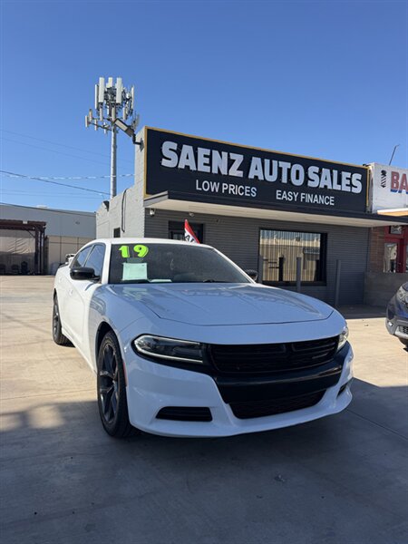 2019 Dodge Charger SXT   - Photo 1 - Phoenix, AZ 85008