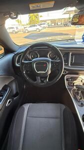 2015 Dodge Challenger SXT   - Photo 6 - Phoenix, AZ 85008