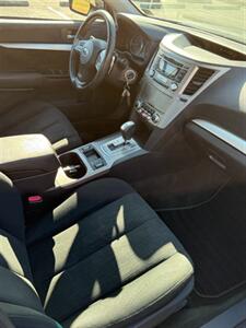 2013 Subaru Legacy 2.5i Premium - Photo 8 - Richmond, VA 23233