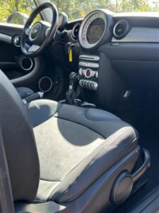 2009 MINI Cooper S   - Photo 9 - Richmond, VA 23233
