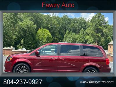 2017 Dodge Grand Caravan GT   - Photo 2 - Richmond, VA 23233