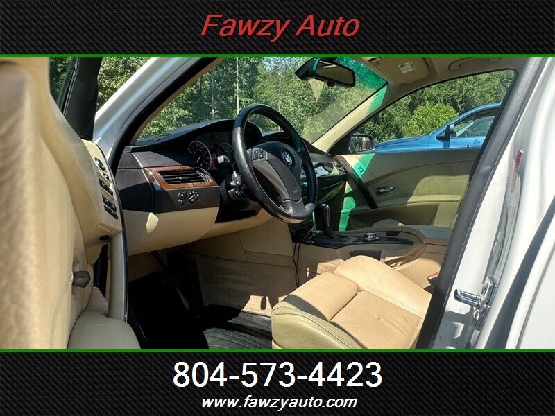 2005 BMW 5 Series 545i - Photo 12