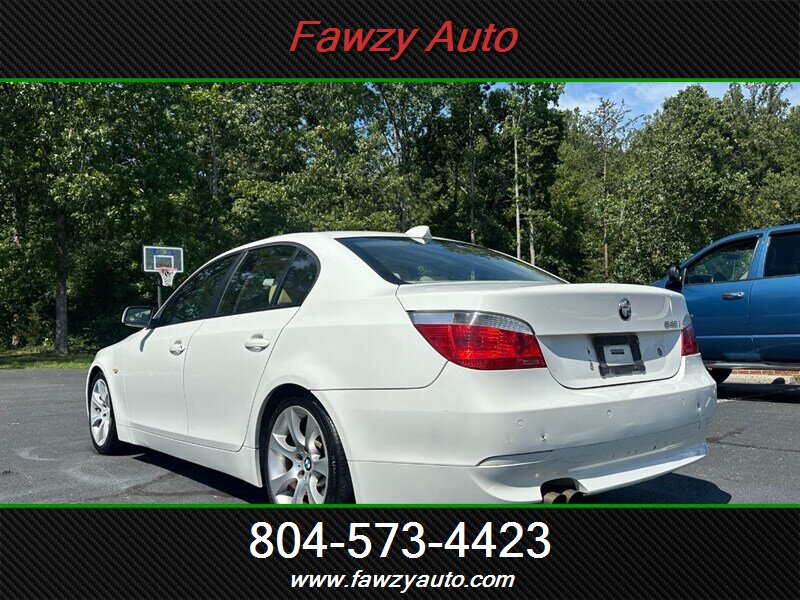 2005 BMW 5 Series 545i - Photo 6