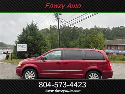 2014 Chrysler Town & Country Touring - Photo 4 - Richmond, VA 23233