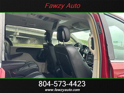 2014 Chrysler Town & Country Touring - Photo 7 - Richmond, VA 23233