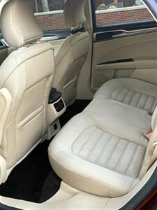 2015 Ford Fusion SE - Photo 12 - Richmond, VA 23233