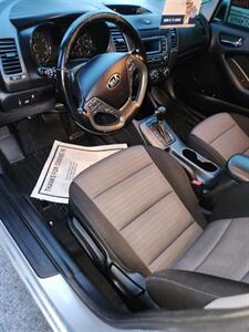 2015 Kia Forte5 EX - Photo 8 - Newburgh, NY 12550