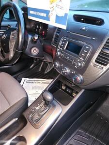 2015 Kia Forte5 EX - Photo 13 - Newburgh, NY 12550