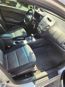 2015 Kia Forte5 EX   - Photo 13 - Newburgh, NY 12550