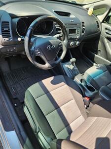 2015 Kia Forte5 EX   - Photo 9 - Newburgh, NY 12550