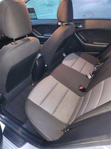 2015 Kia Forte5 EX - Photo 9 - Newburgh, NY 12550