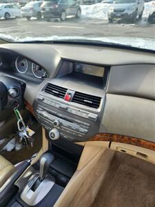 2009 Honda Accord EX-L   - Photo 13 - Newburgh, NY 12550