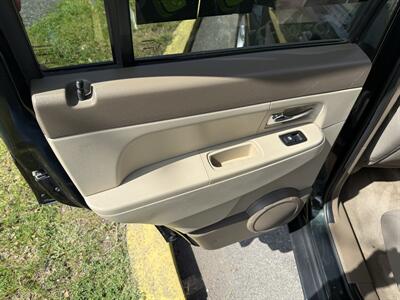 2011 Jeep Liberty Sport   - Photo 16 - Newburgh, NY 12550