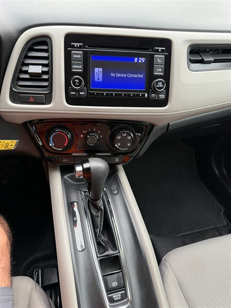 2016 Honda HR-V LX - Photo 10