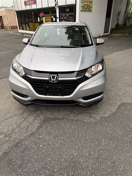 2016 Honda HR-V LX - Photo 5