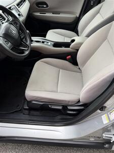 2016 Honda HR-V LX   - Photo 6 - Newburgh, NY 12550